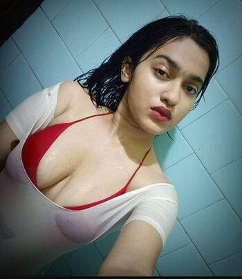 Abhipsa karmakar page leaked private photo uncensored HD quality