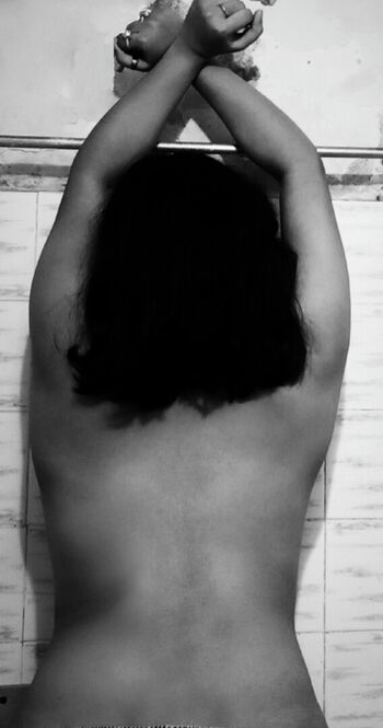 Abhipsa karmakar page leaked private photo uncensored HD quality