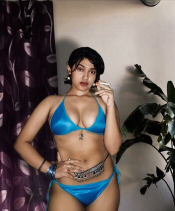 Abhipsa karmakar page leaked private photo uncensored HD quality