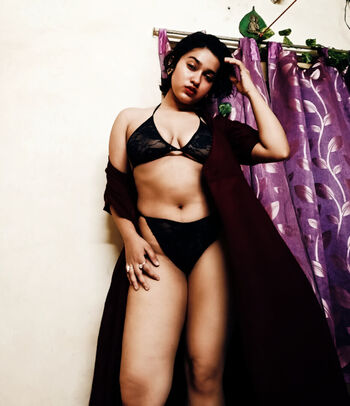 Abhipsa karmakar page leaked private photo uncensored HD quality