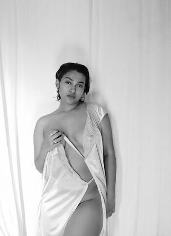 Abhipsa karmakar leaked private photo uncensored HD quality