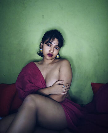 Abhipsa karmakar leaked private photo uncensored HD quality