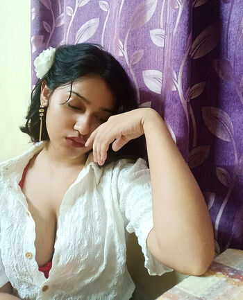 Abhipsa karmakar leaked private photo uncensored HD quality