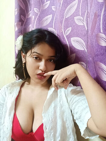 Abhipsa karmakar leaked private photo uncensored HD quality