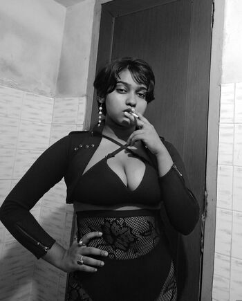 Abhipsa karmakar leaked private photo uncensored HD quality