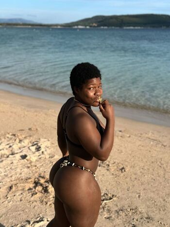 African booty meat leaked private photo uncensored HD quality