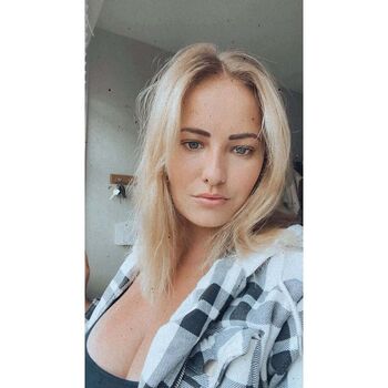 Aisling norman leaked private photo uncensored HD quality