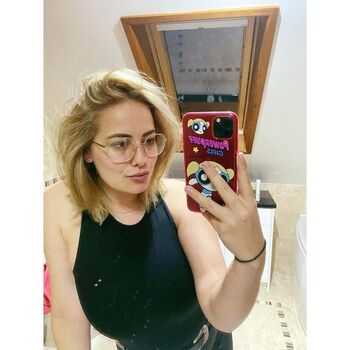 Aisling norman leaked private photo uncensored HD quality