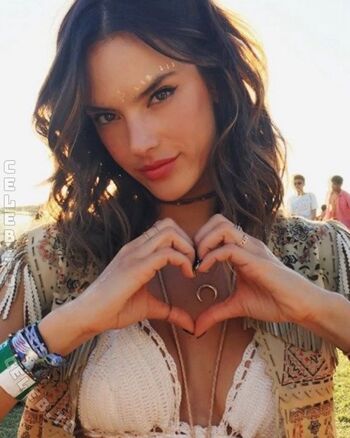Alessandra ambrosio  page leaked private photo uncensored HD quality