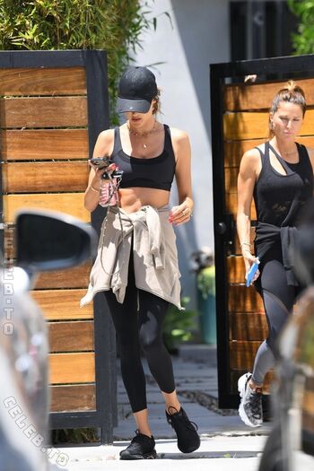 Alessandra ambrosio  page leaked private photo uncensored HD quality