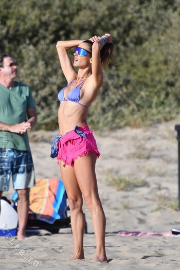 Alessandra ambrosio  page leaked private photo uncensored HD quality