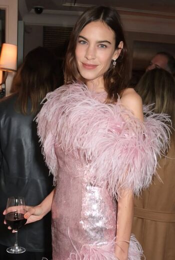 Alexa chung page leaked private photo uncensored HD quality