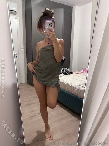 Aleynabaddie  page leaked private photo uncensored HD quality
