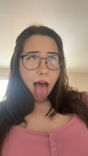 Aliciajade page leaked private photo uncensored HD quality