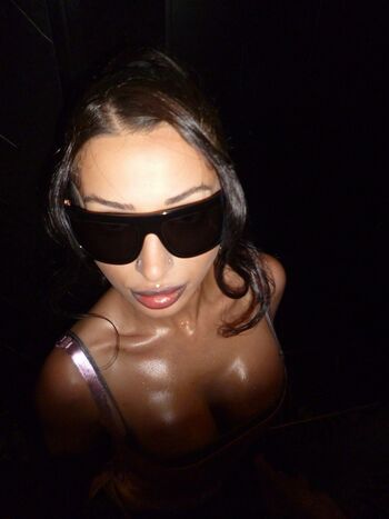 Alizade page leaked private photo uncensored HD quality