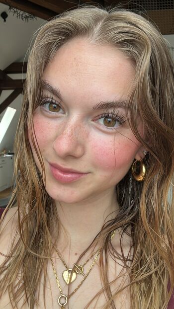 Alizee talk leaked private photo uncensored HD quality