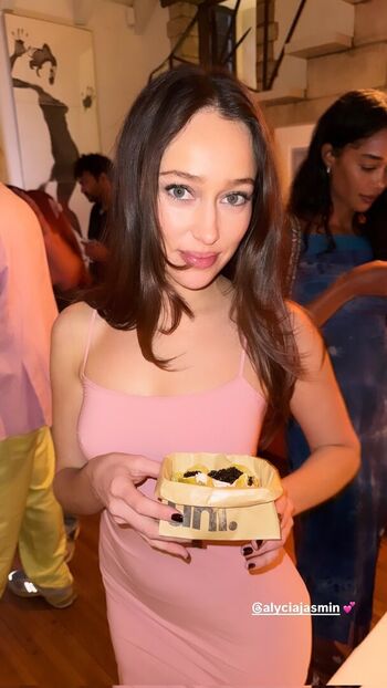 Alycia debnam carey leaked private photo uncensored HD quality
