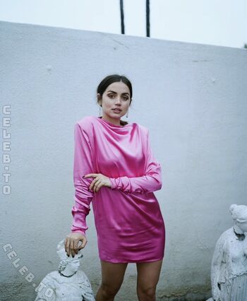 Ana de armas  page leaked private photo uncensored HD quality