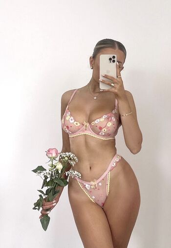 Anastasia kingsnorth leaked private photo uncensored HD quality