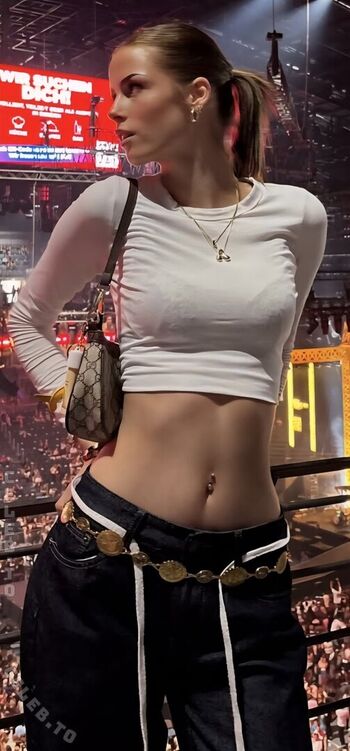Anialivo leaked private photo uncensored HD quality