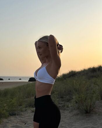 Annaauroraegger leaked private photo uncensored HD quality