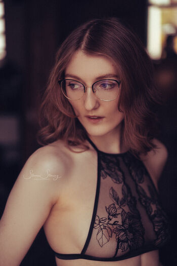 Anne aus der goldstadt page leaked private photo uncensored HD quality