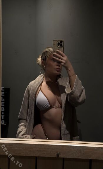 Annmariedtz leaked private photo uncensored HD quality