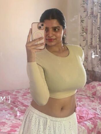 Anushka deokate page leaked private photo uncensored HD quality