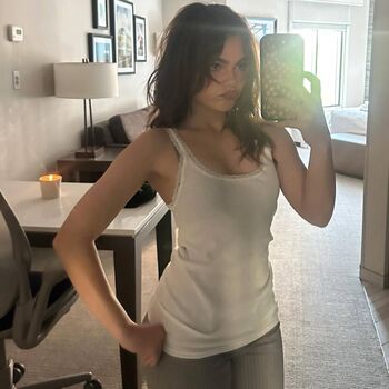 Ariana greenblatt leaked private photo uncensored HD quality