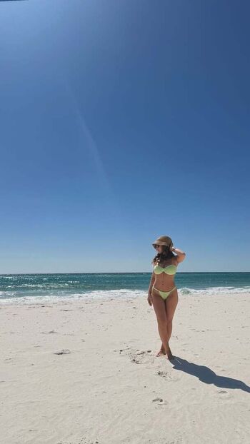 Ariana white page leaked private photo uncensored HD quality