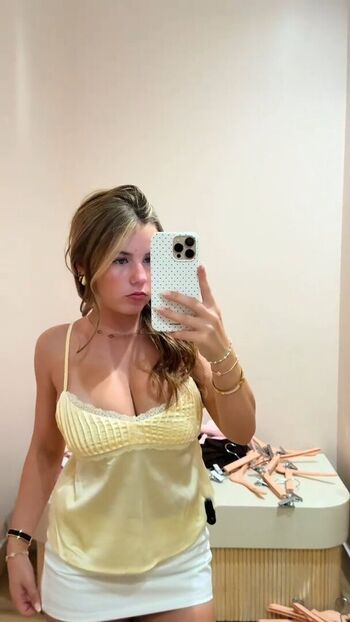 Ariana white page leaked private photo uncensored HD quality