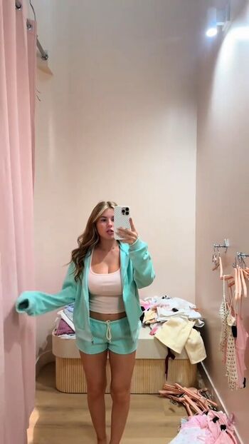 Ariana white page leaked private photo uncensored HD quality