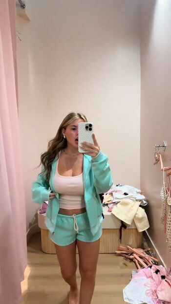 Ariana white page leaked private photo uncensored HD quality