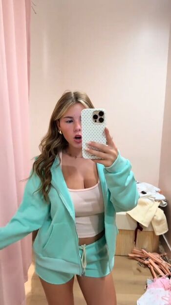 Ariana white page leaked private photo uncensored HD quality