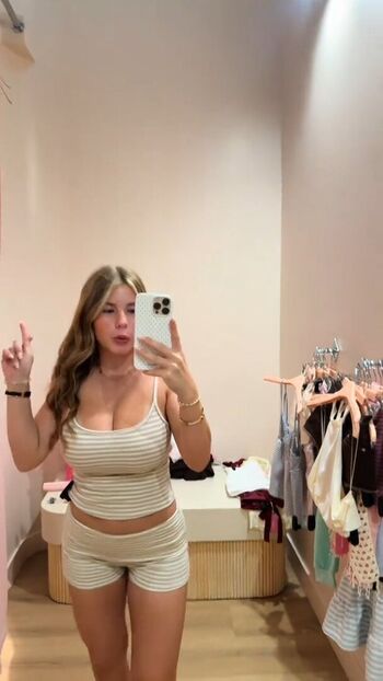 Ariana white page leaked private photo uncensored HD quality