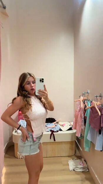 Ariana white page leaked private photo uncensored HD quality