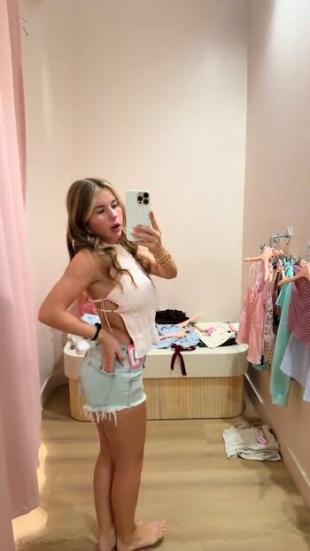Ariana white page leaked private photo uncensored HD quality
