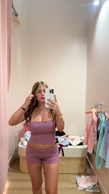 Ariana white page leaked private photo uncensored HD quality