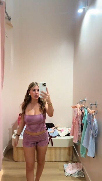 Ariana white page leaked private photo uncensored HD quality
