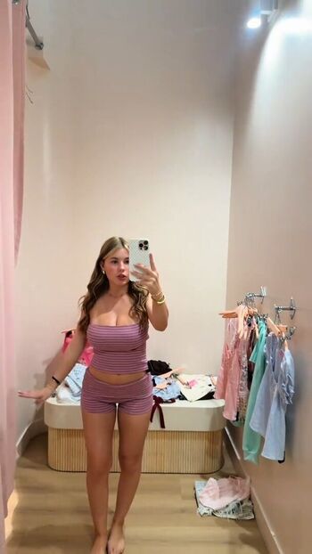 Ariana white page leaked private photo uncensored HD quality
