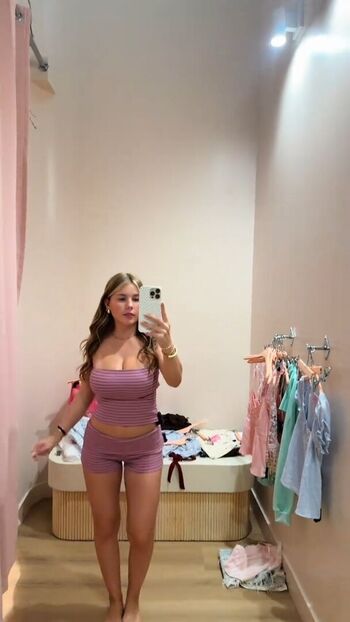 Ariana white page leaked private photo uncensored HD quality