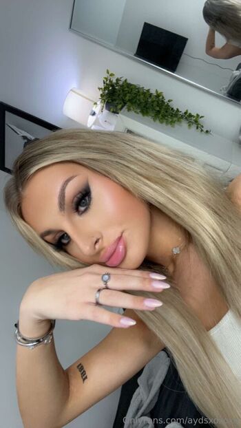 Ariaxoxoxo page leaked private photo uncensored HD quality