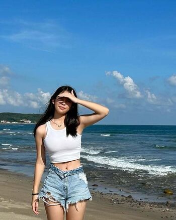 Ashleyhung leaked private photo uncensored HD quality
