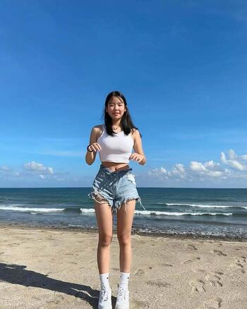Ashleyhung leaked private photo uncensored HD quality