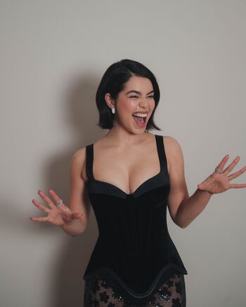 Auli i cravalho leaked private photo uncensored HD quality