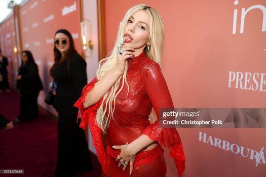 Ava max  page leaked private photo uncensored HD quality