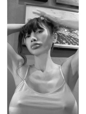Bai ling  page leaked private photo uncensored HD quality