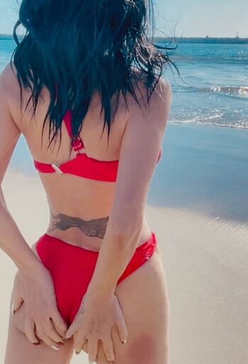Bai ling  page leaked private photo uncensored HD quality