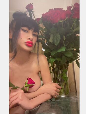 Bai ling  page leaked private photo uncensored HD quality