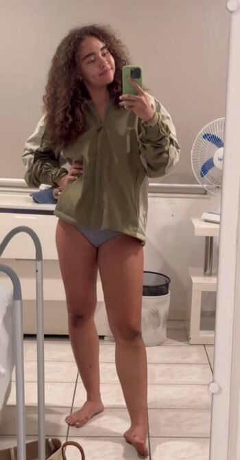 Bailey bass page leaked private photo uncensored HD quality